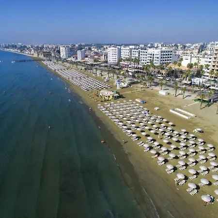 Gregorys Holiday * Larnaca