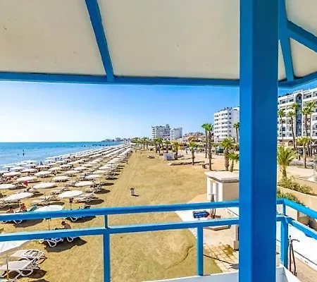 Gregorys Holiday Apartment *